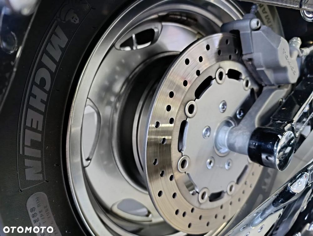 Suzuki VL 1500 Intruder LC - Boulevard C90 - 18