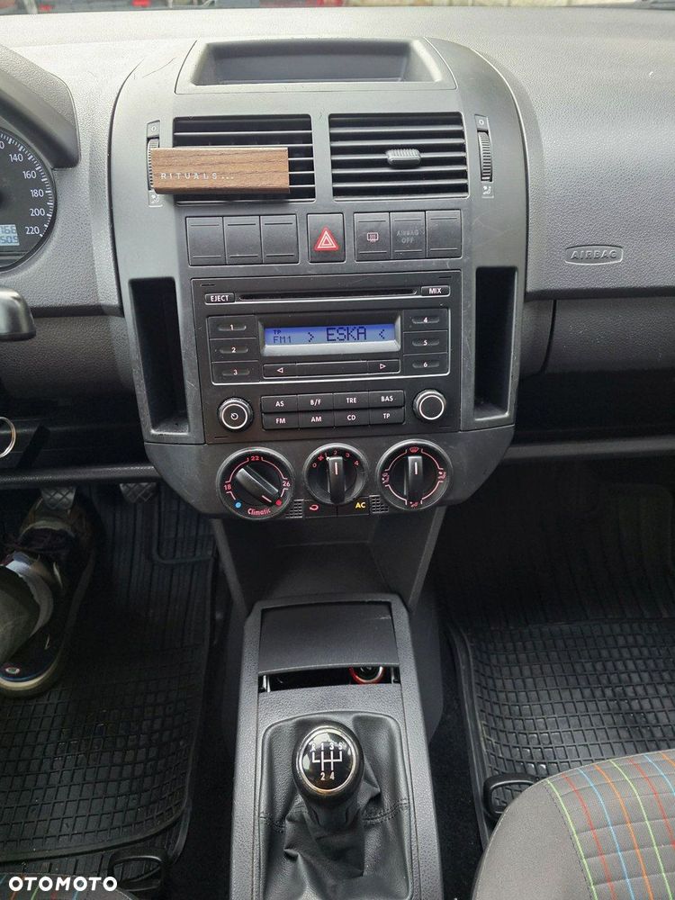 Volkswagen Polo 1.2 Comfortline - 19