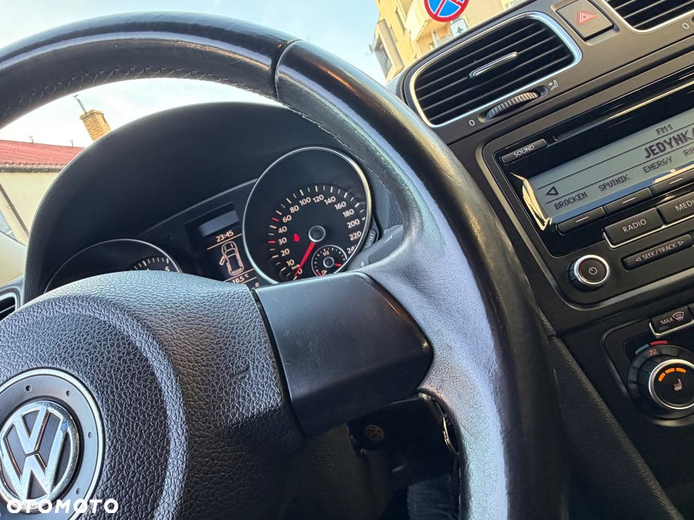 Volkswagen Golf - 27