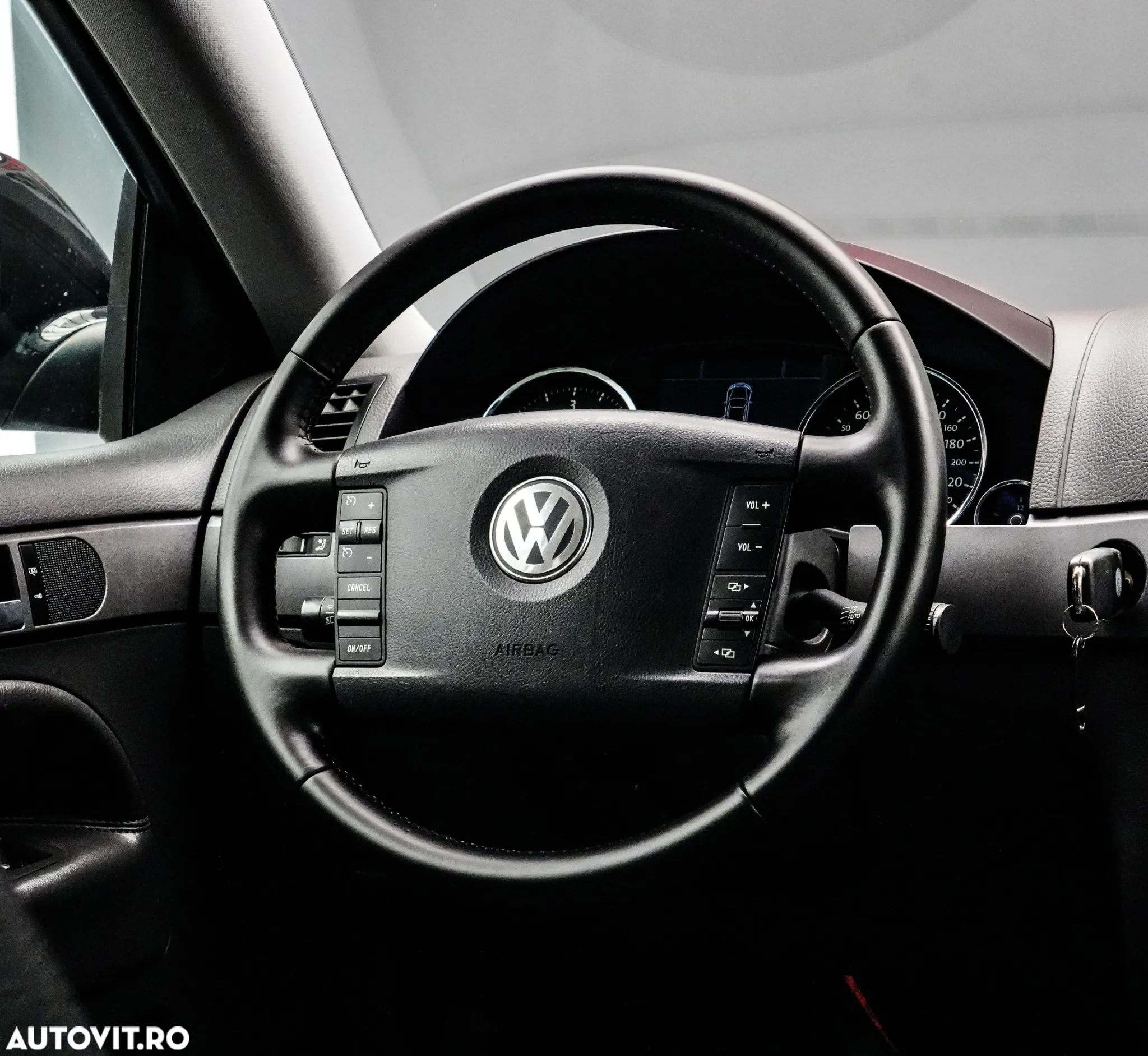 Volkswagen Touareg 2.5 TDI R5 Aut. - 18