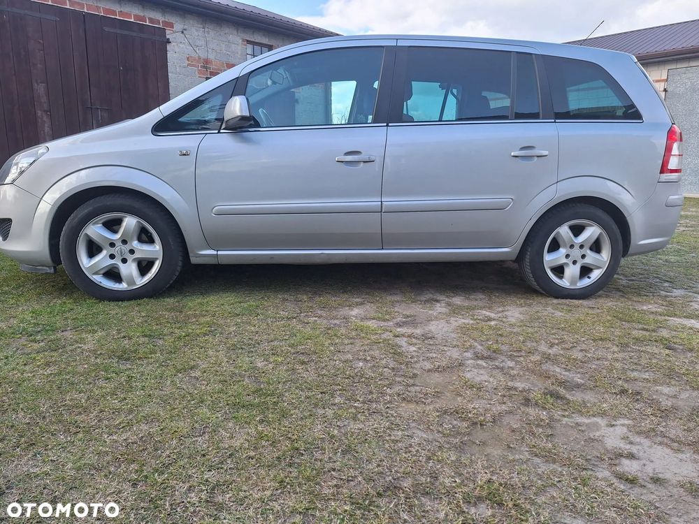 Opel Zafira 1.8 Essentia - 3