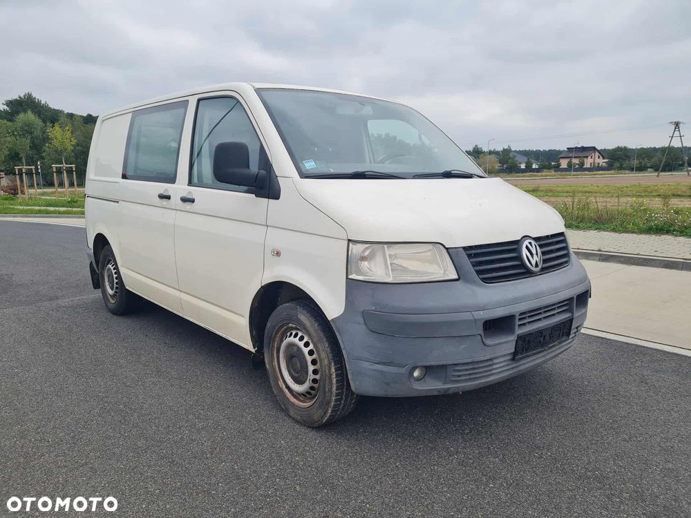 Volkswagen Transporter - 1