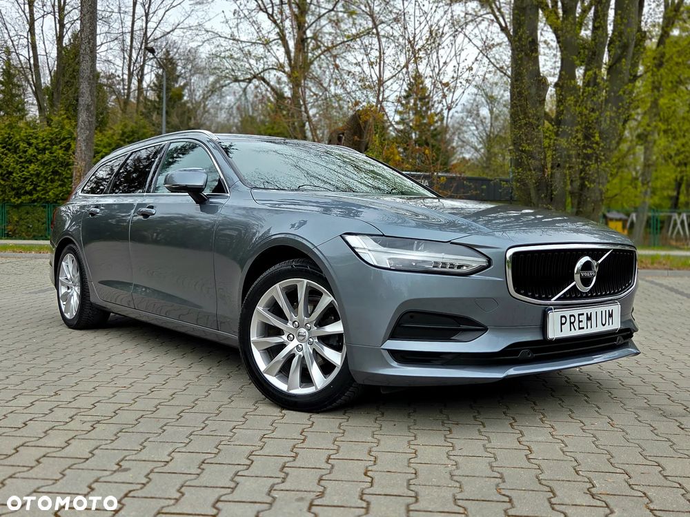Volvo V90 D3 Geartronic Momentum Pro - 17
