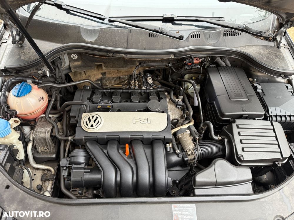 Volkswagen Passat 2.0 FSI Highline 4Motion - 16