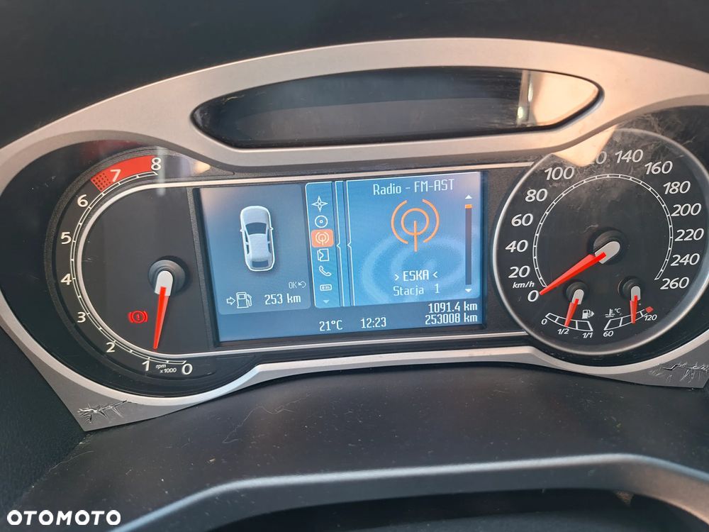 Ford Mondeo 2.0 Titanium - 18