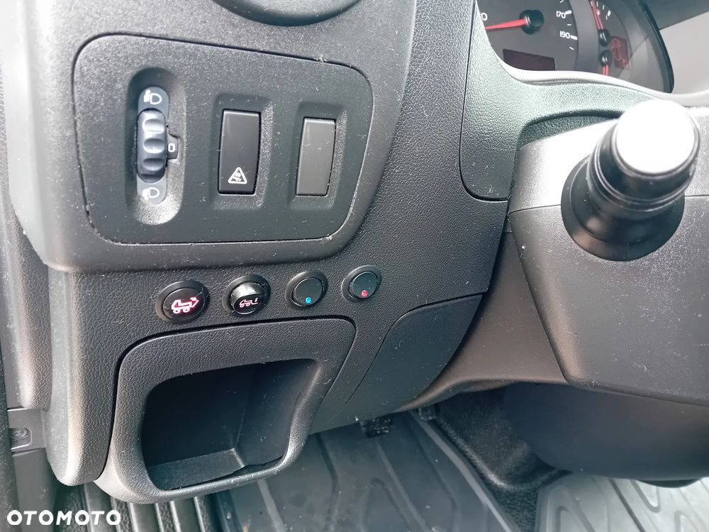Renault Master - 22