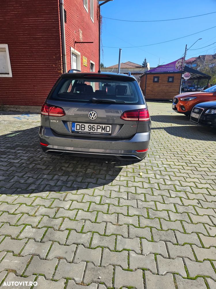 Volkswagen Golf 1.6 TDI Comfortline - 6