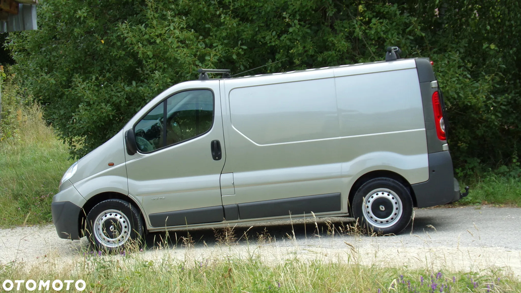 Renault TRAFIC 2.0 115KM * KLIMA * 3 OSOBOWY * ZADBANY ! - 12