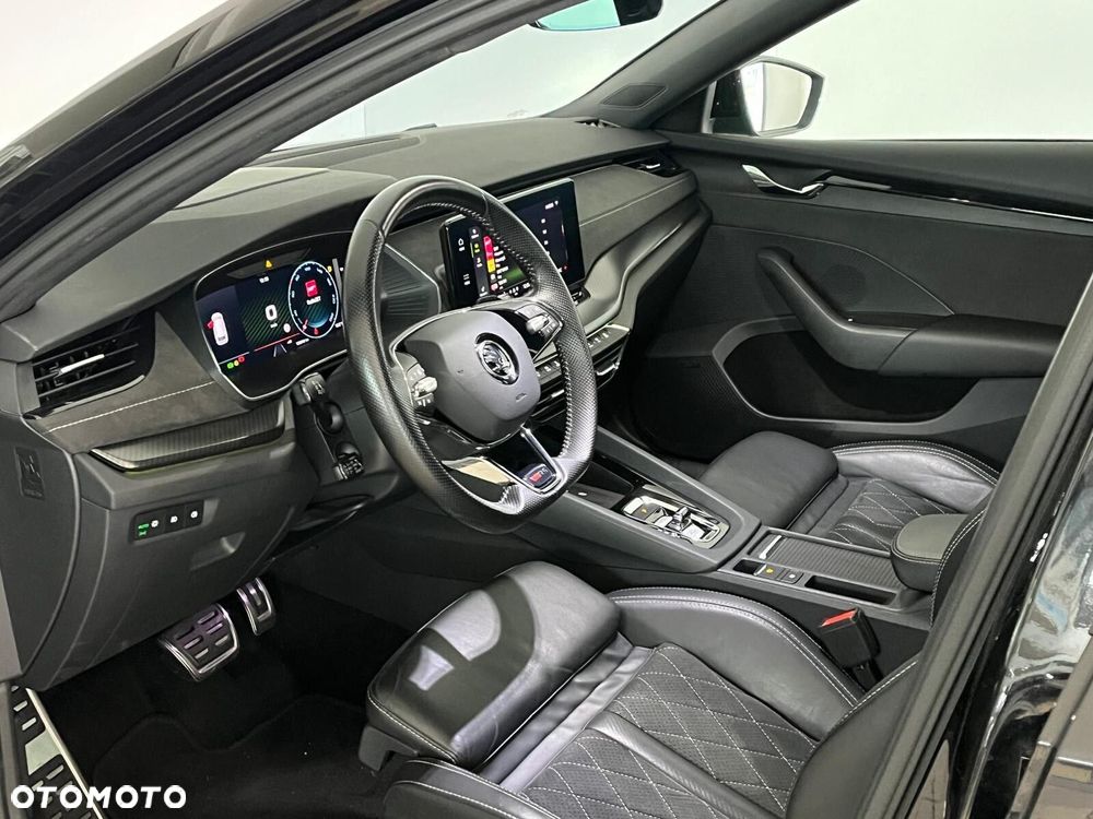 Skoda Octavia 2.0 TDI RS DSG - 15