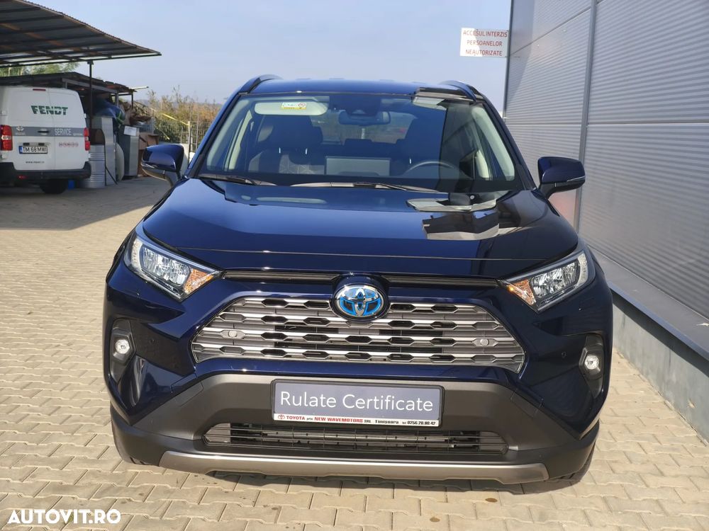 Toyota RAV4 - 3