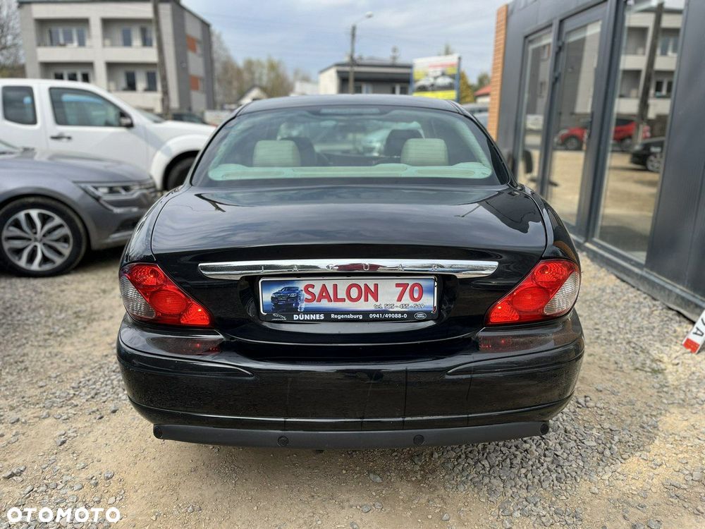 Jaguar X-Type - 9