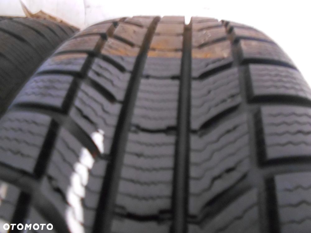 OPONY 215/65R16 CONTINENTAL WINTERCONTACT TS 870P DOT 4222 7.7MM - 4