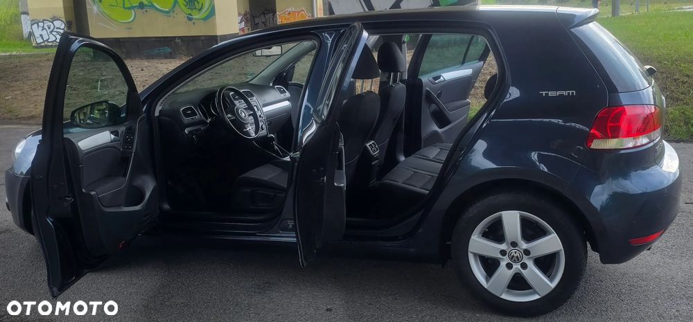 Volkswagen Golf 1.6 TDI DPF Team - 19