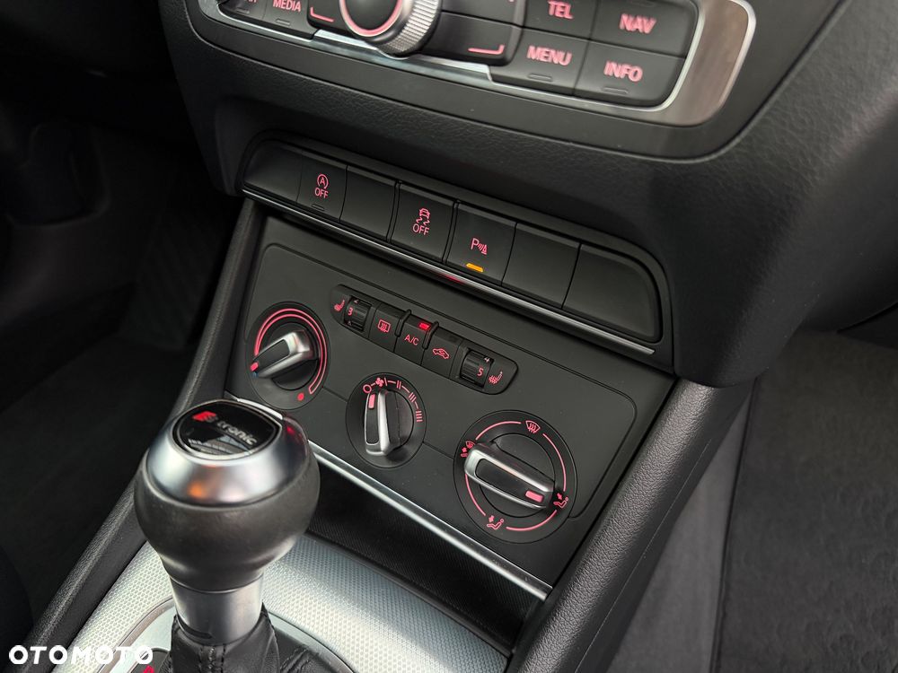 Audi Q3 2.0 TDI Quattro Edycja Specjalna S tronic - 32
