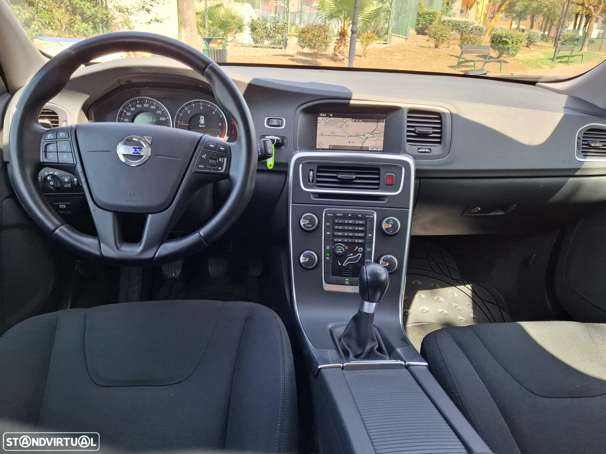 Volvo V60 D2 Edition - 9