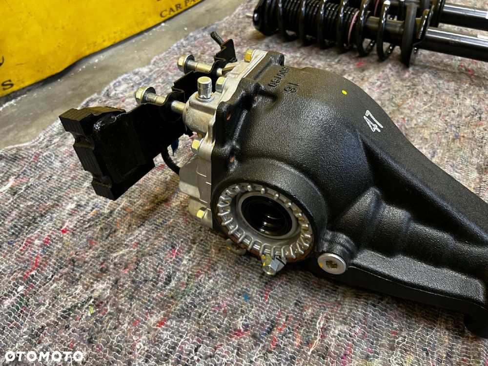 MECHANIZM RÓŻNICOWY DYFERENCJAŁ TYŁ SUBARU FORESTER VI SL 25- - 4