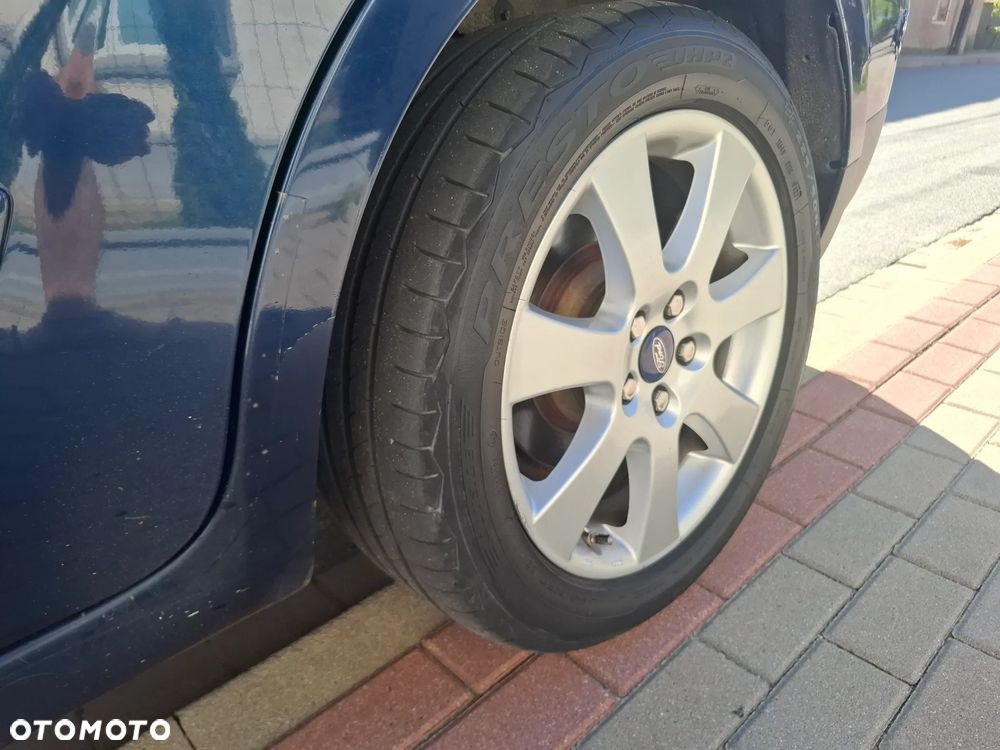 Ford Galaxy 2.0 TDCi Ghia - 14