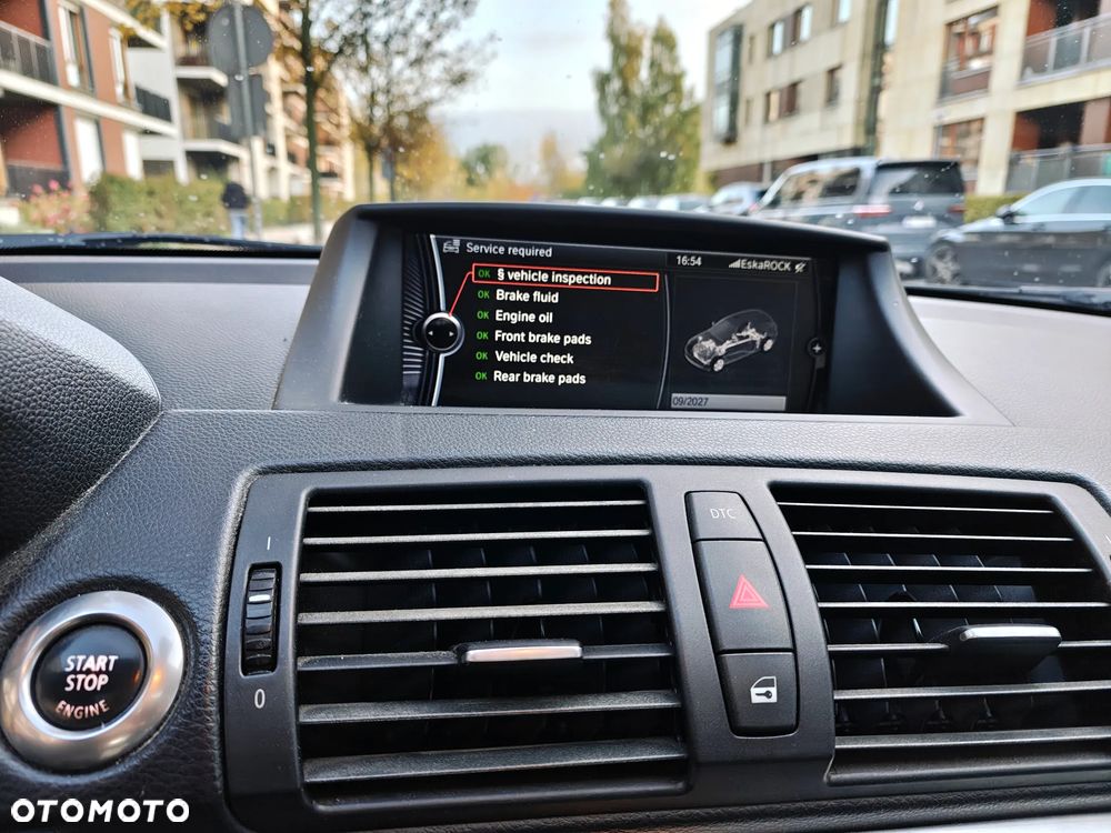 BMW Seria 1 120d - 29