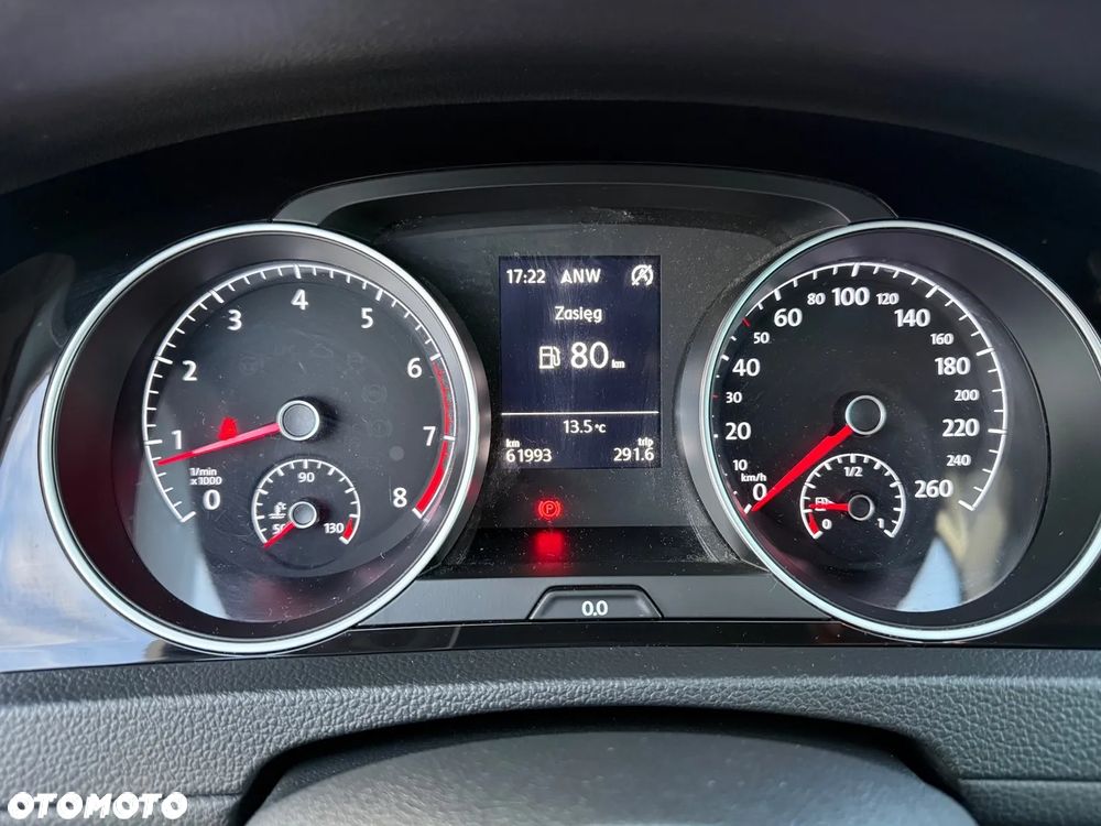 Volkswagen Golf - 17
