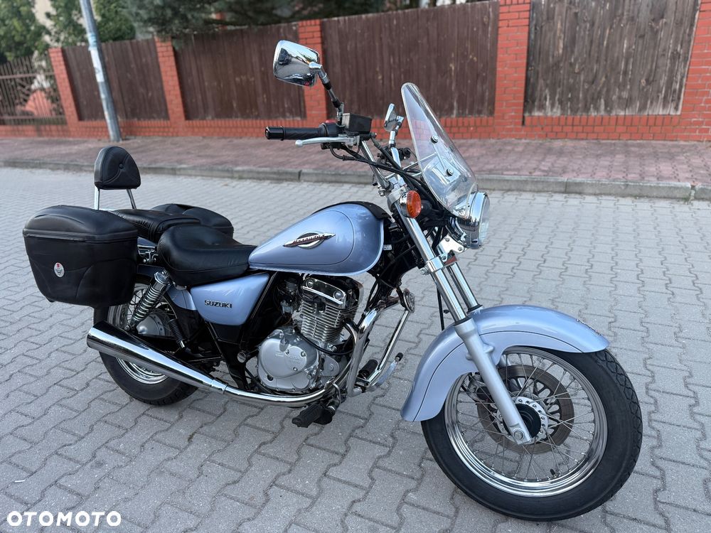Suzuki GZ - 3