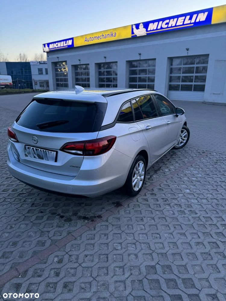 Opel Astra 1.4 Turbo Edition - 4