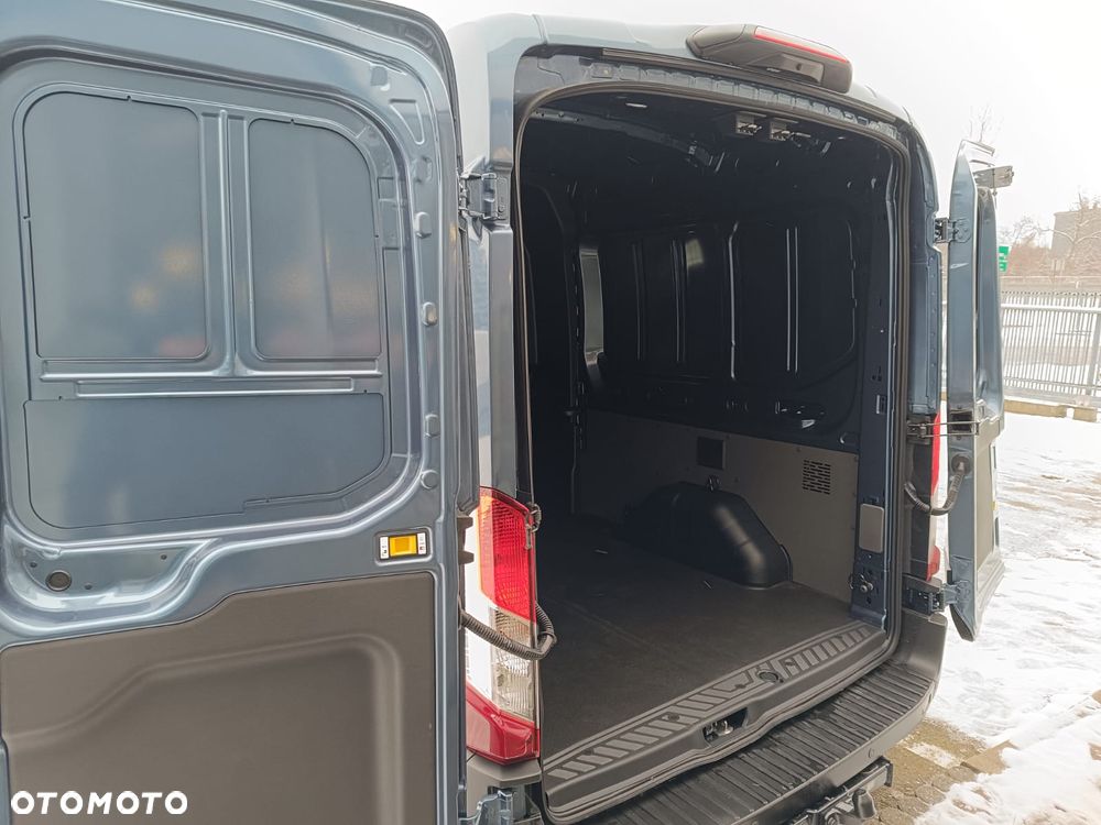 Ford Transit Brygadowy Trend L3 350 2.0 ECOBLUE 130 KM LDT 6.2 M6 FWD - 23