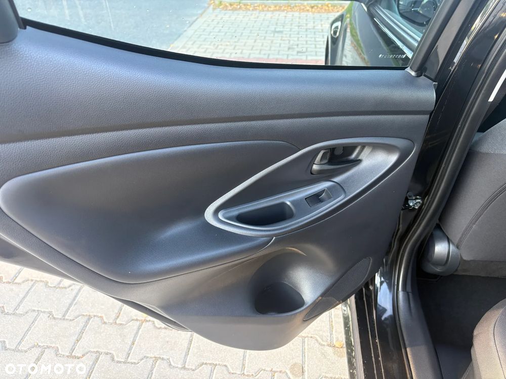 Toyota Yaris Hybrid 1.5 Executive - 10