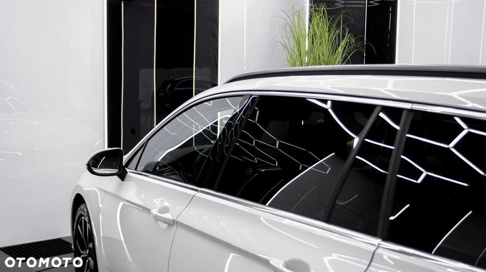Volkswagen Passat Variant 1.5 TSI EVO Business - 13