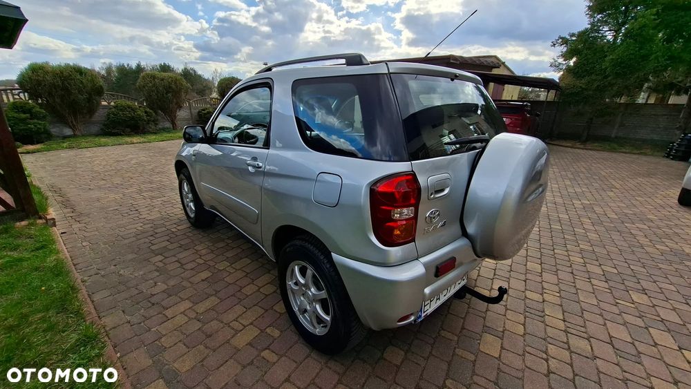 Toyota RAV4 1.8 VVT-i Terra 2WD - 10