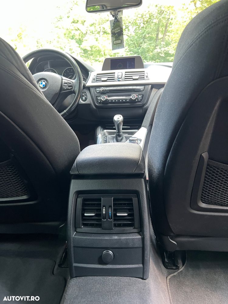 BMW Seria 3 320d - 17