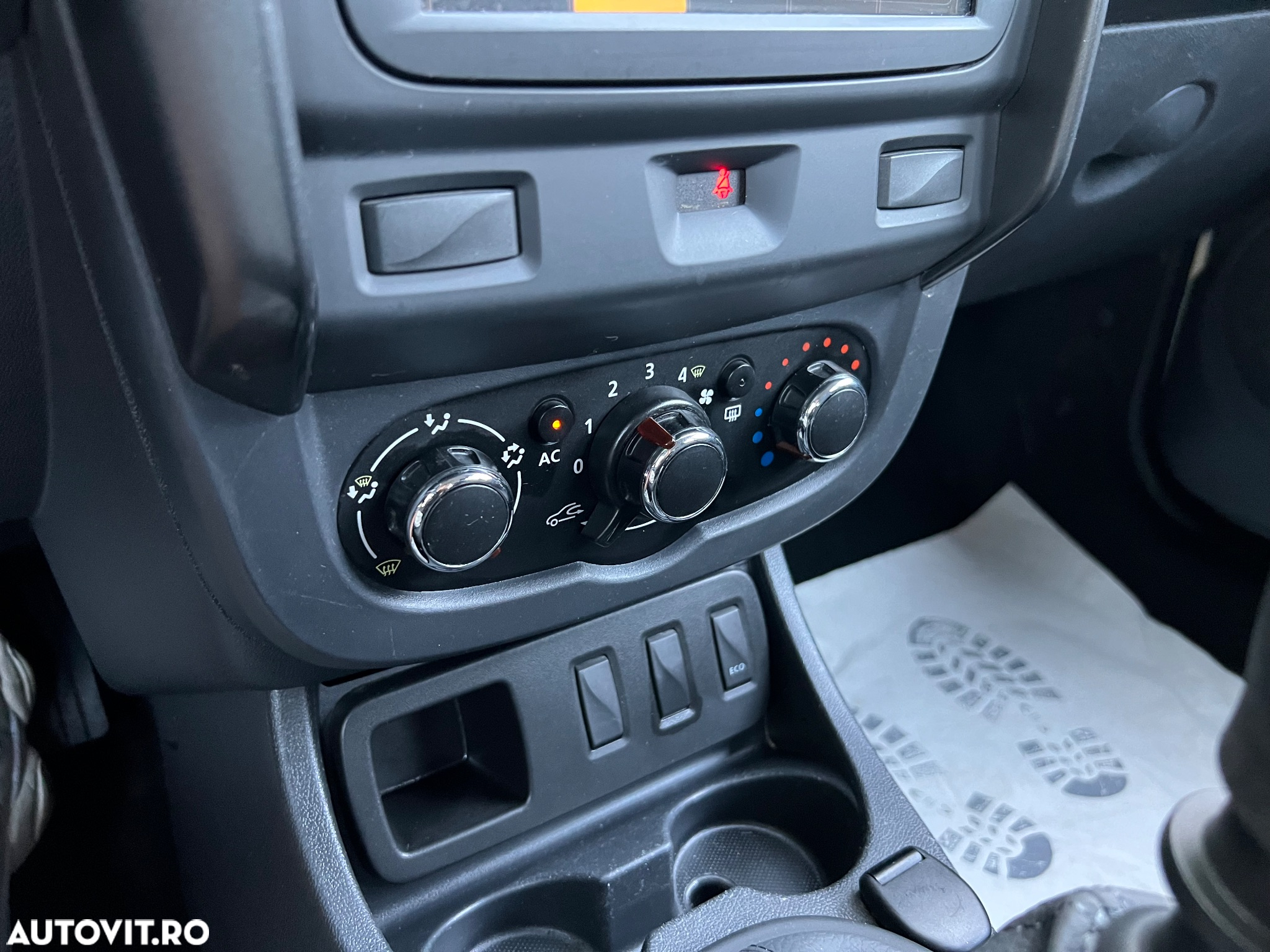 Dacia Duster 1.5 dCi 4x2 Ambiance - 14