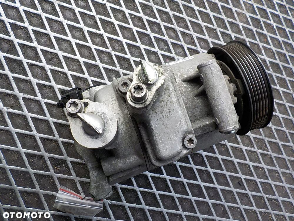VOLKSWAGEN GOLF V 1.9 TDI SPRĘŻARKA POMPA KLIMATYZACJI 5N0820803E - 3