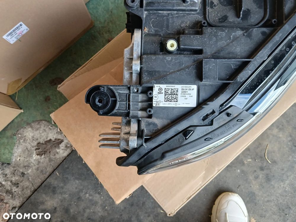Lampy T-Roc 2GA.941.035.AH i  2GA.941.036.AP - 18
