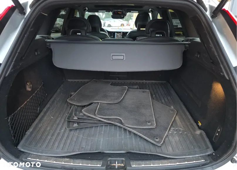 Volvo XC 60 T6 AWD R-Design - 12