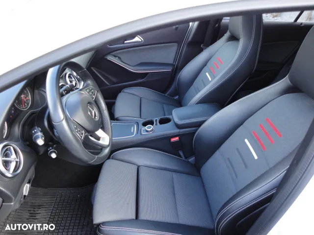 Mercedes-Benz A 180 d 7G-DCT AMG Line - 8