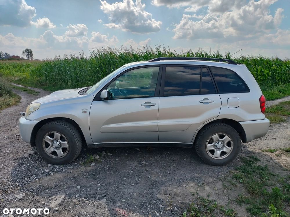 Toyota RAV4 D-4D 4x4 - 4