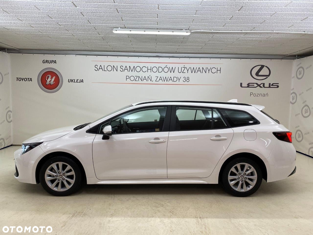 Toyota Corolla 1.8 Hybrid Comfort - 5