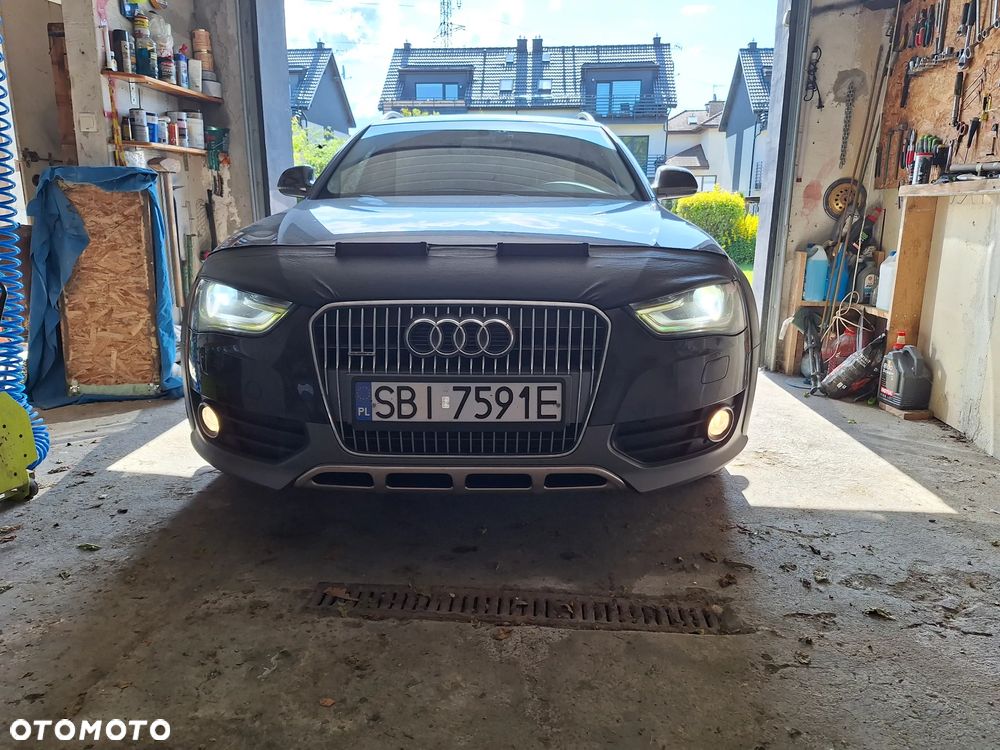 Audi A4 Allroad - 38