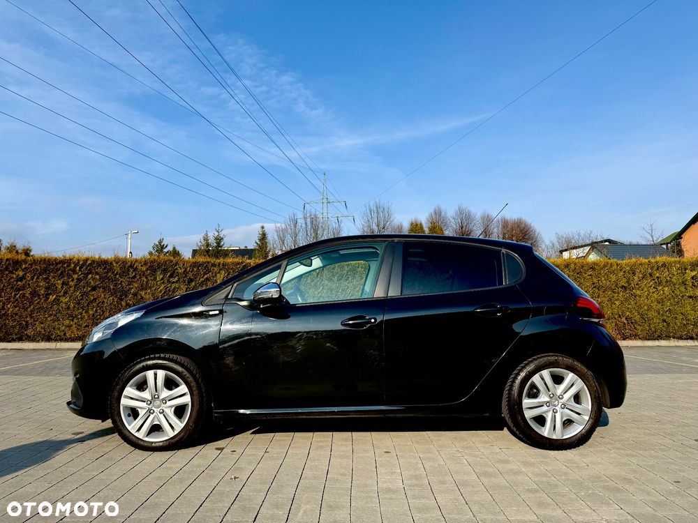 Peugeot 208 82 PureTech Style - 4