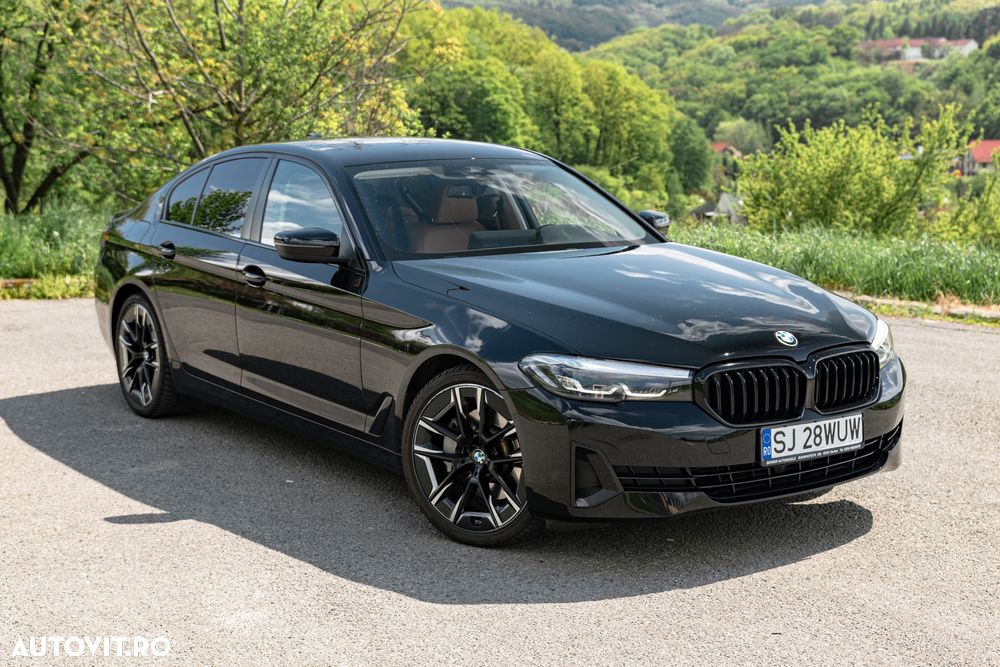 BMW Seria 5 530i xDrive AT MHEV - 1