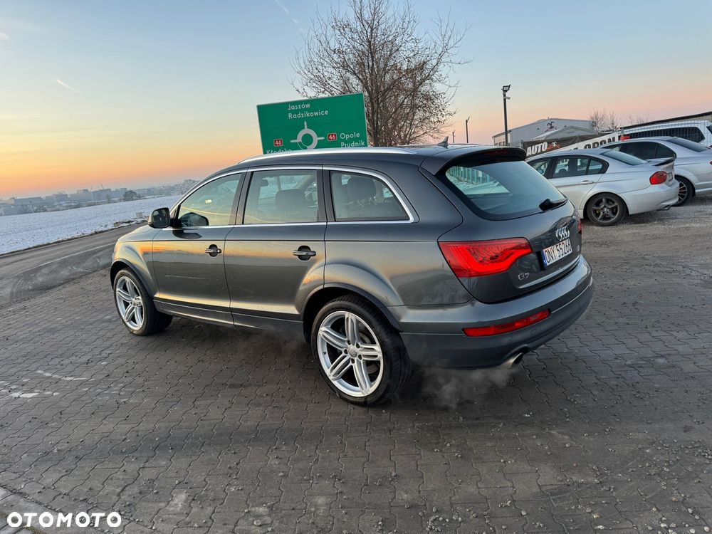 Audi Q7 4.2 FSI Quattro Tiptronic - 9