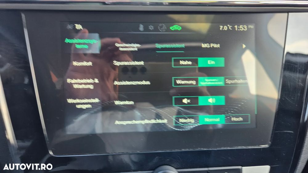 MG ZS EV Luxury - 28