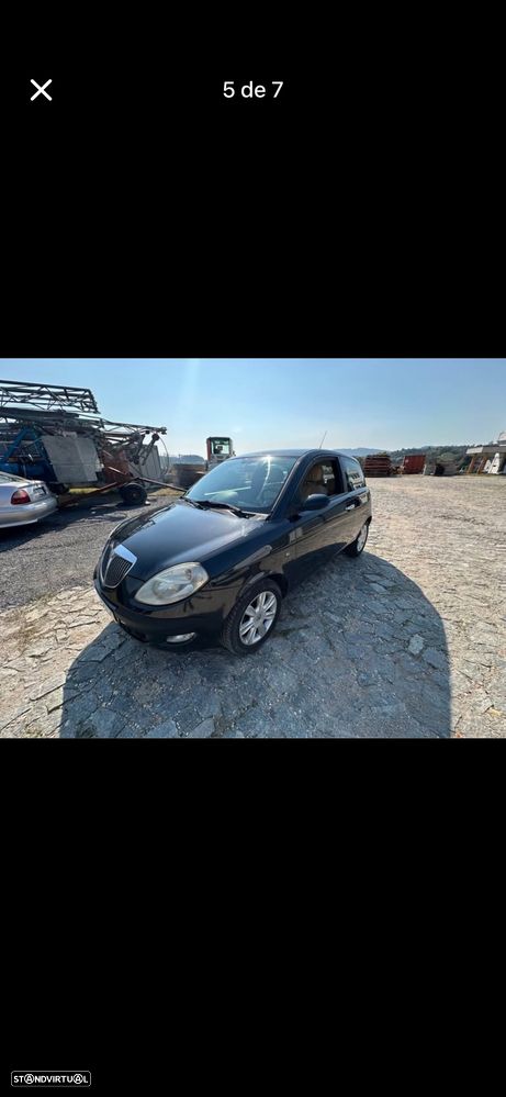 Lancia Ypsilon 1.2 16V Argento 4 - 6
