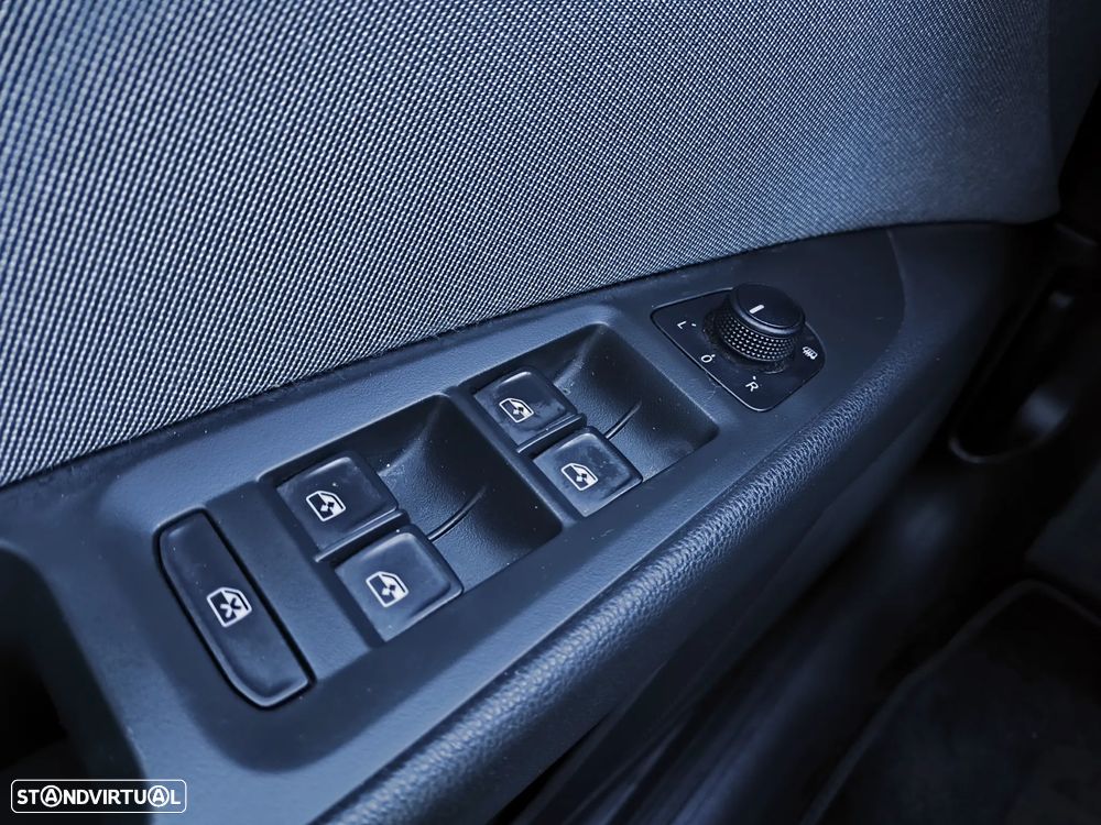 SEAT Leon 1.6 TDI Style S/S - 27