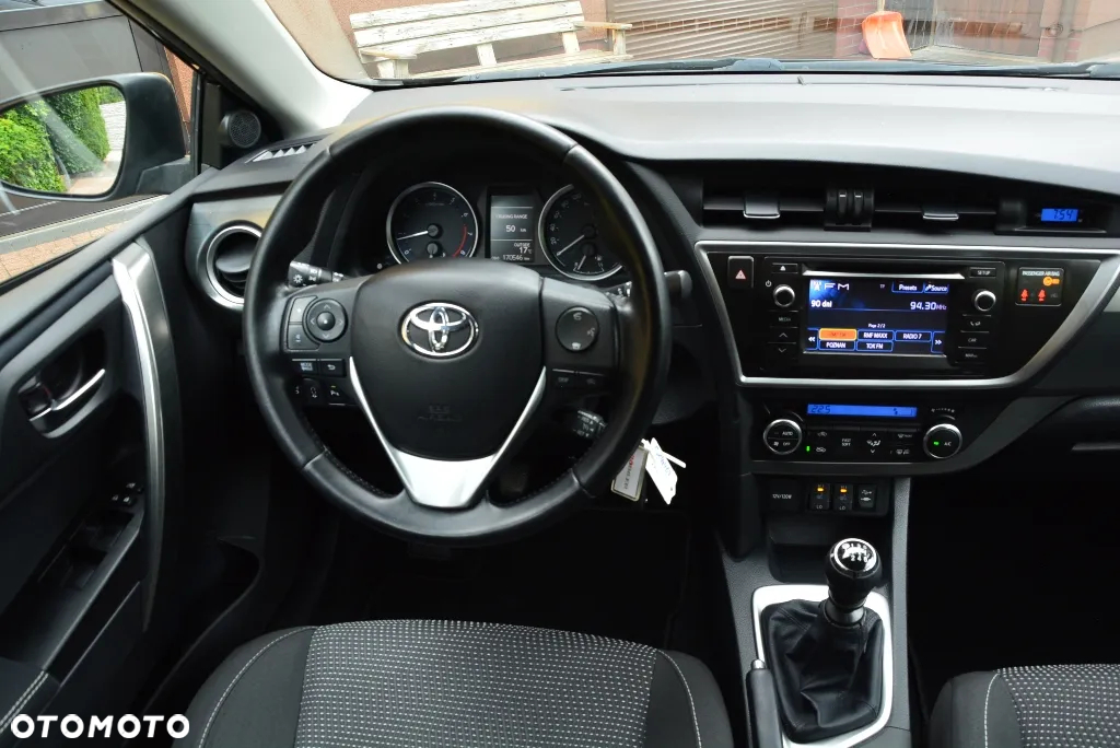 Toyota Auris 1.6 Valvematic Comfort - 22