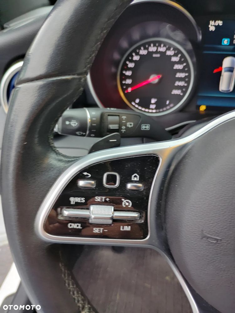 Mercedes-Benz Klasa C 220 d 9G-TRONIC AMG Line - 25