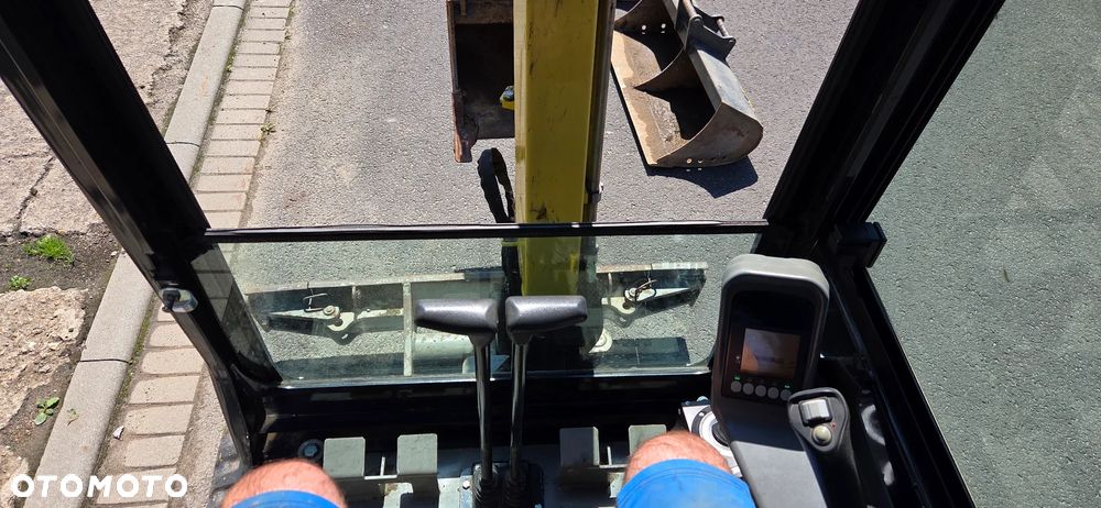 Yanmar SV18 - 4