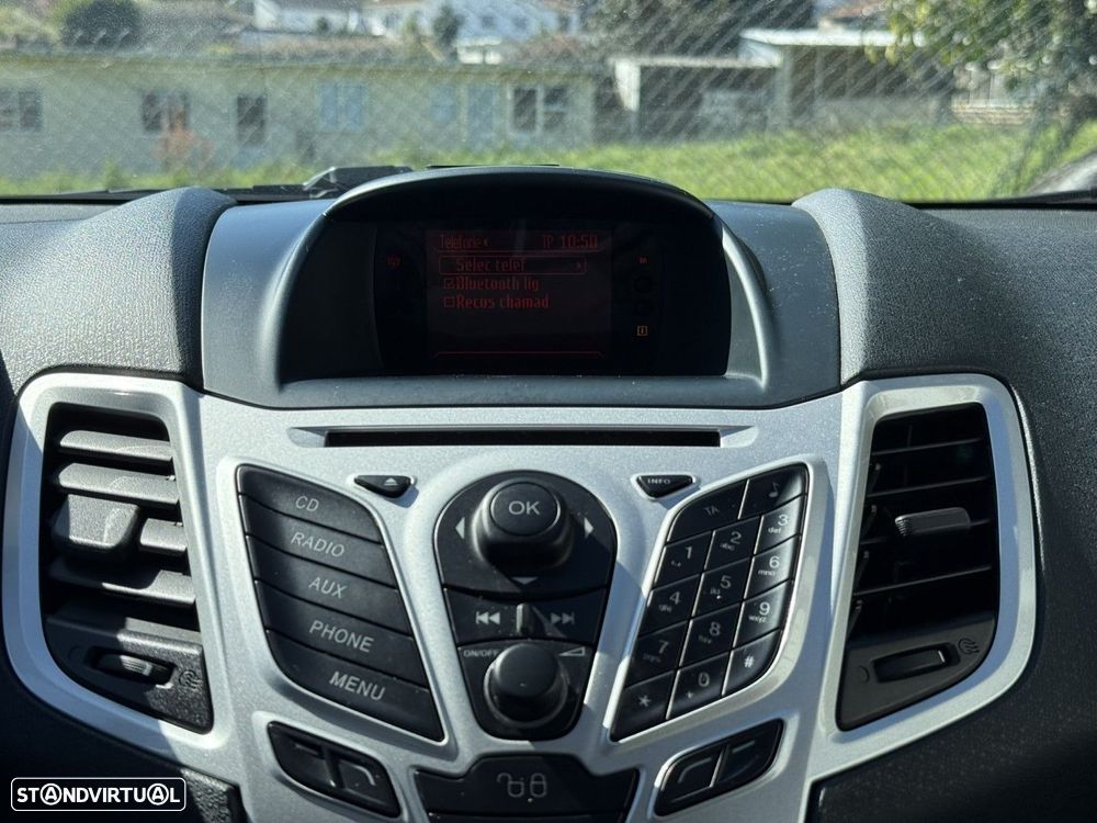 Ford Fiesta 1.25 Titanium - 10