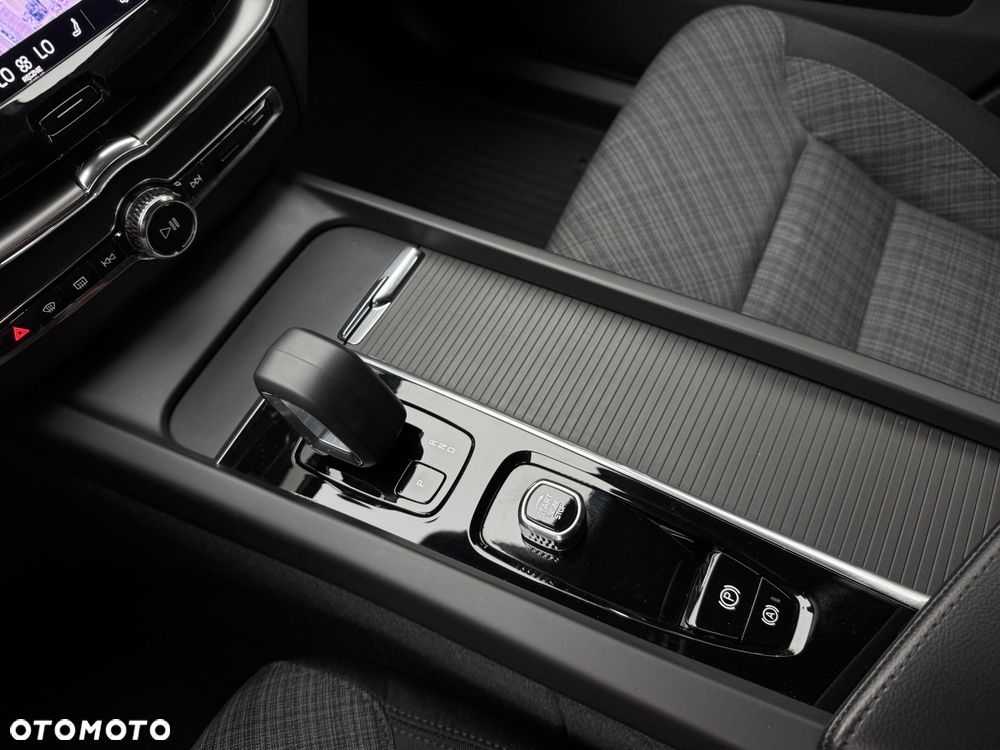 Volvo XC 60 B4 B Core - 28