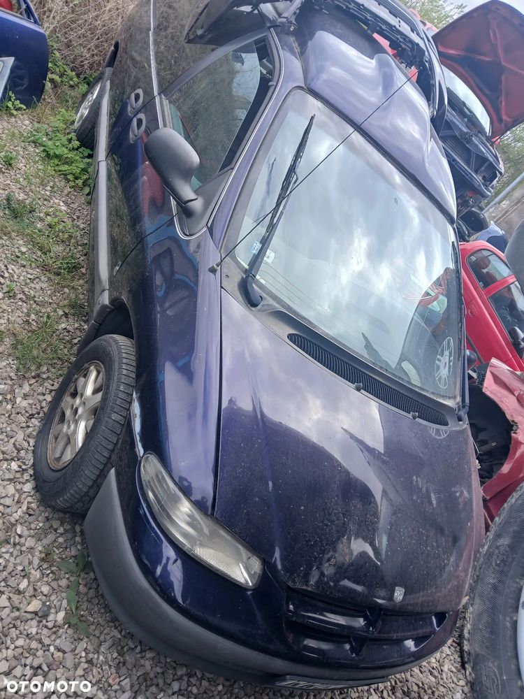 chrysler voyager III silnik 3.3 ega skrzynia sanki belka przód tył wahacz zacisk zwrotnica - 1